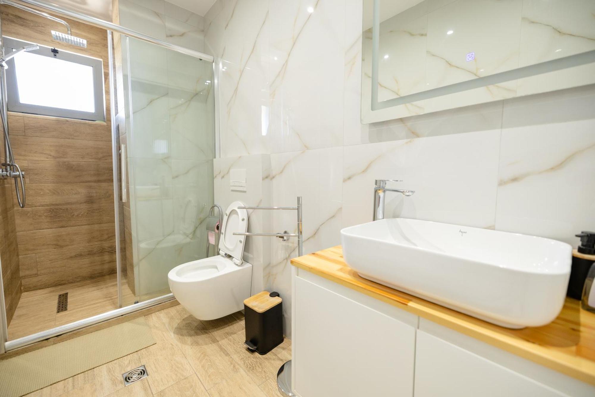 טיראנה Luxury Center Observatori Apartment מראה חיצוני תמונה