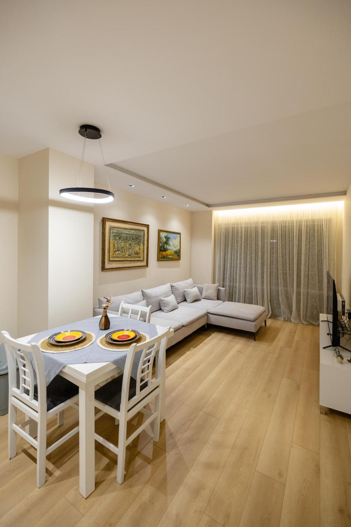 טיראנה Luxury Center Observatori Apartment מראה חיצוני תמונה