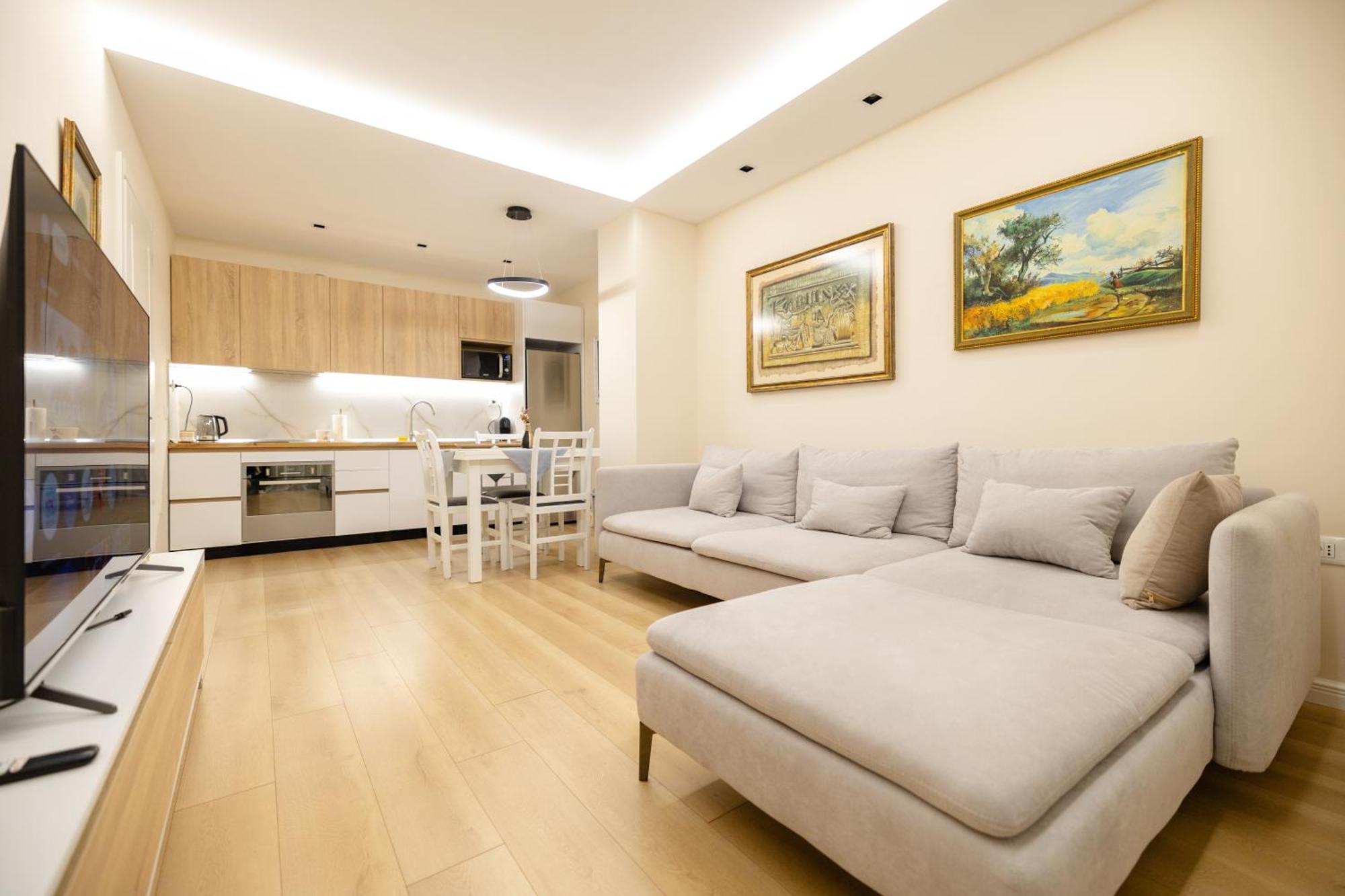 טיראנה Luxury Center Observatori Apartment מראה חיצוני תמונה