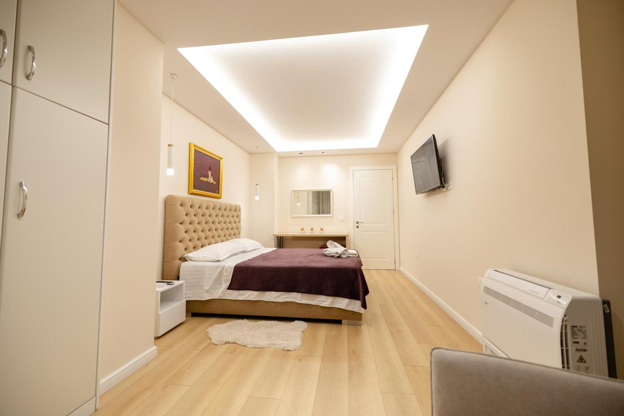 טיראנה Luxury Center Observatori Apartment מראה חיצוני תמונה