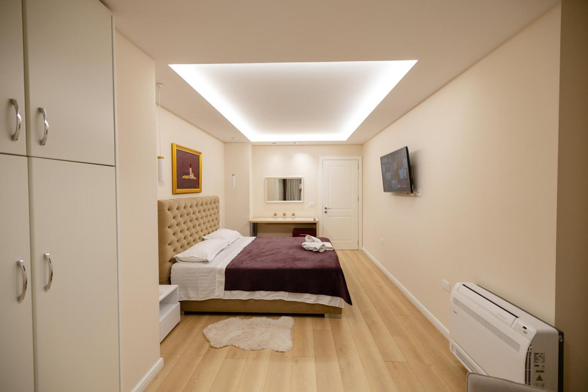 טיראנה Luxury Center Observatori Apartment מראה חיצוני תמונה