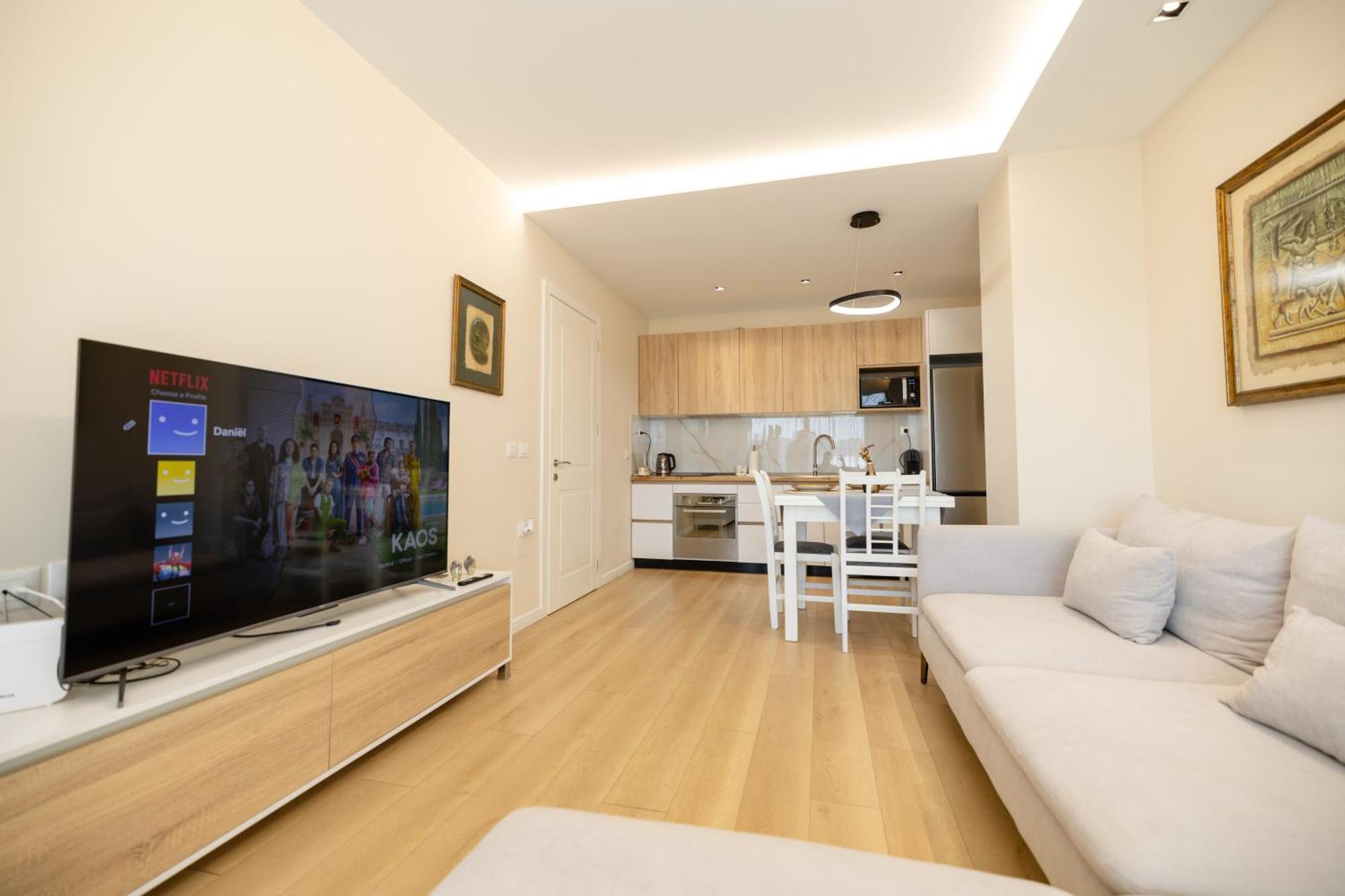 טיראנה Luxury Center Observatori Apartment מראה חיצוני תמונה